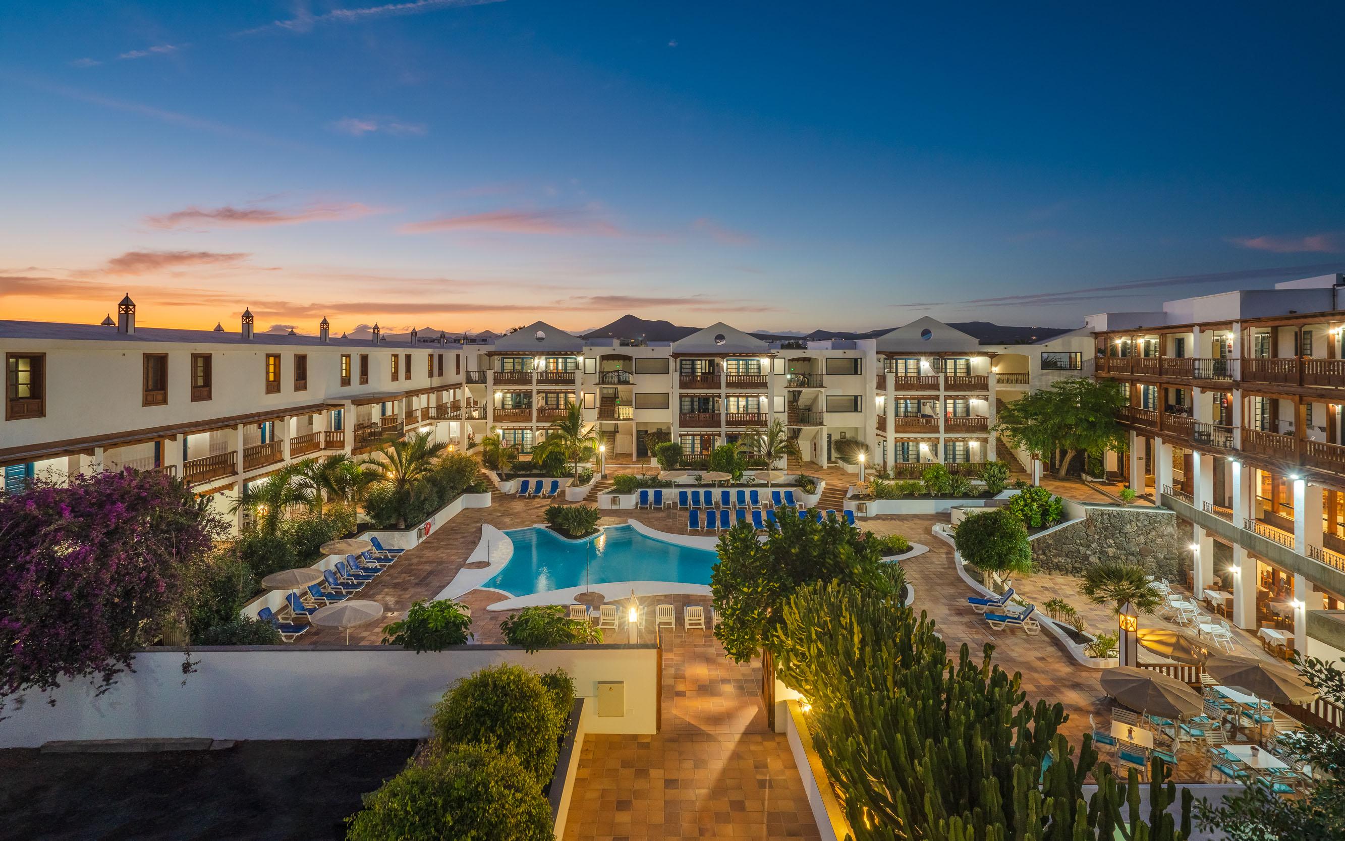 Nazaret Mansion Otel Costa Teguise Dış mekan fotoğraf